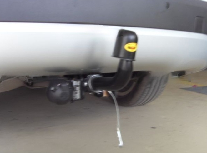 Carlig remorcare BMW X1 E84 2009 - 2015 demontabil automat cu maneta marca Autohak [2]