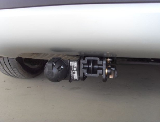 Carlig remorcare BMW X1 E84 2009 - 2015 demontabil automat cu maneta marca Autohak [3]