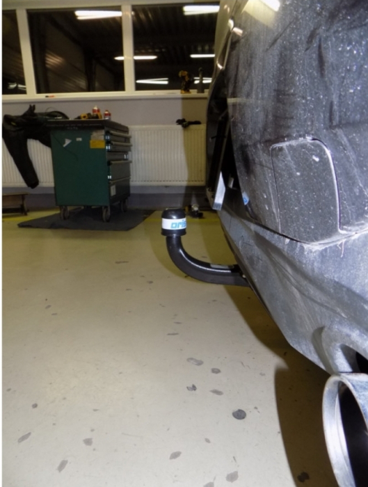 Carlig remorcare BMW X2 dupa 2018 vertical cu cheie marca Bosal [5]