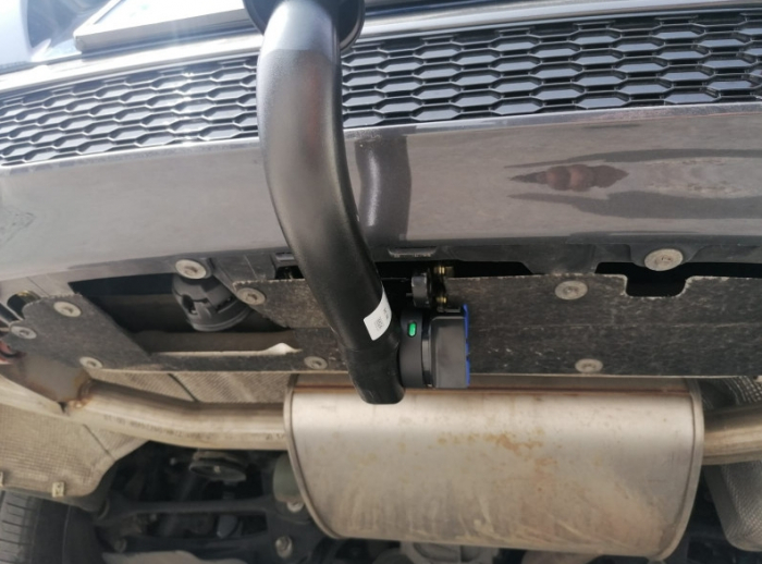 Carlig remorcare BMW X4  G02 dupa 2018 vertical cu cheie marca Autohak [4]