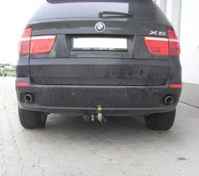 Carlig remorcare BMW X5 E70 2007 - 2013 demontabil automat cu maneta marca Autohak [2]