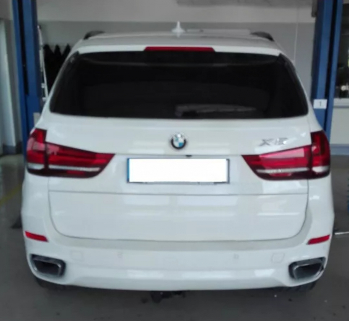 Carlig remorcare BMW X5 F15 2013 - 2017 demontabil automat cu maneta marca Autohak [4]