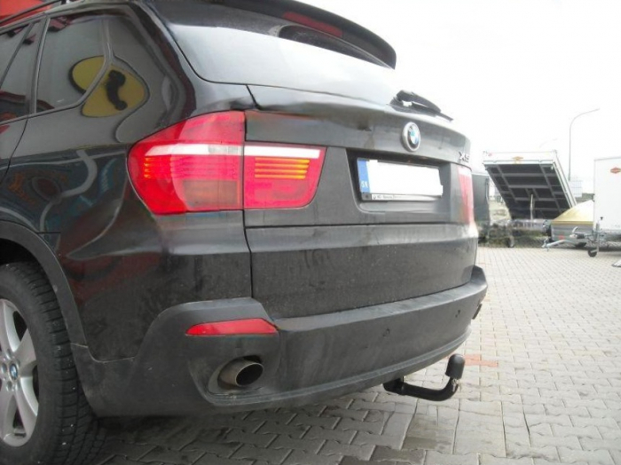 Carlig remorcare BMW X5 F15 2013 - 2018 vertical cu cheie marca Autohak [6]