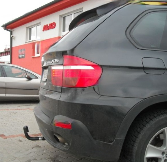 Carlig remorcare BMW X5 F15 2013 - 2018 vertical cu cheie marca Autohak [8]