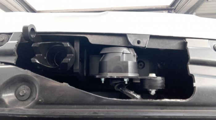 Carlig remorcare BMW X7 dupa 03/2019 demontabil automat vertical marca Bosal [2]