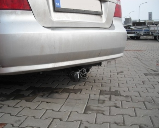 Carlig remorcare Chevrolet Aveo 4 usi 2006 - 2011 demontabil automat cu maneta marca Autohak [3]