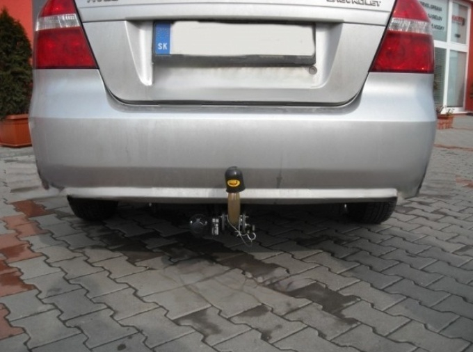 Carlig remorcare Chevrolet Aveo 4 usi 2006 - 2011 demontabil automat cu maneta marca Autohak [6]