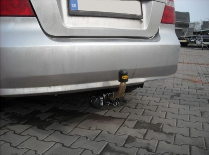Carlig remorcare Chevrolet Aveo 4 usi 2006 - 2011 demontabil automat cu maneta marca Autohak [5]