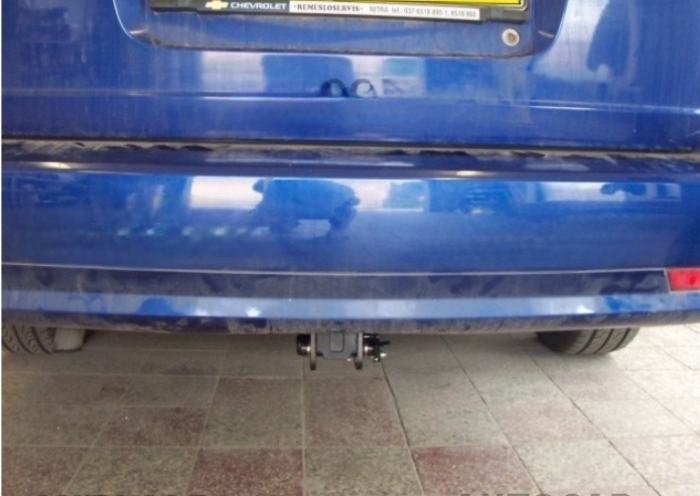 Carlig remorcare Chevrolet Lacetti combi dupa 2005 demontabil automat cu maneta marca Autohak [2]