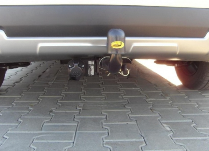 Carlig remorcare Chevrolet Orlando dupa 2011 demontabil automat cu maneta marca Autohak [2]
