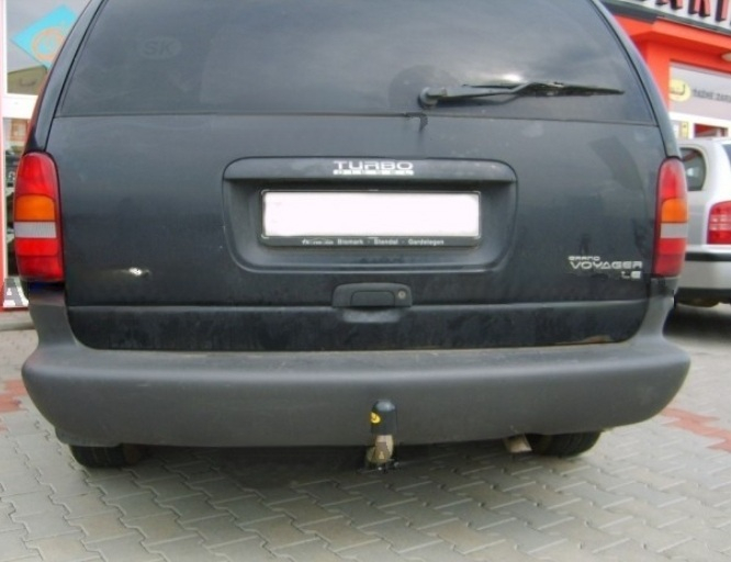 Carlig remorcare Chrysler Grand Voyager 1996 - 2001 demontabil automat cu maneta marca Autohak [3]