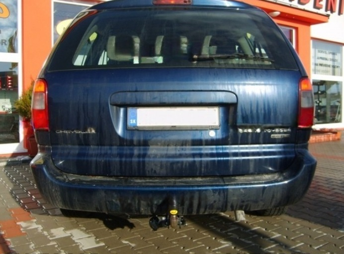 Carlig remorcare Chrysler Grand Voyager 2001 - 2008 demontabil automat cu maneta marca Autohak [4]