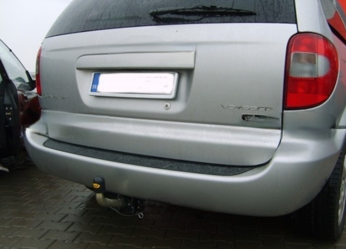 Carlig remorcare Chrysler Grand Voyager 2001 - 2008 demontabil automat cu maneta marca Autohak [2]