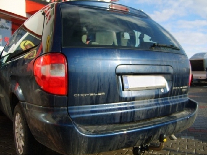 Carlig remorcare Chrysler Grand Voyager 2001 - 2008 demontabil automat cu maneta marca Autohak [3]