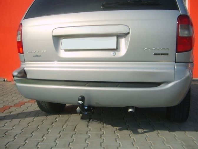 Carlig remorcare Chrysler Voyager 2001 - 2008 marca Autohak [4]