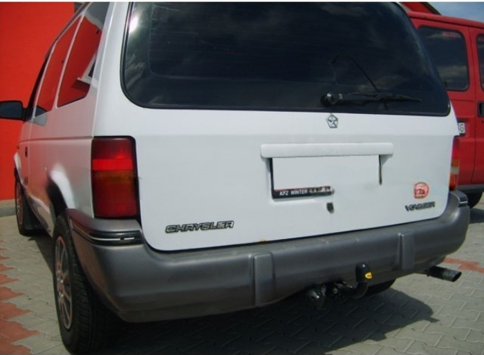 Carlig remorcare Chrysler Voyager dupa 1991 - 1996 marca Autohak [4]