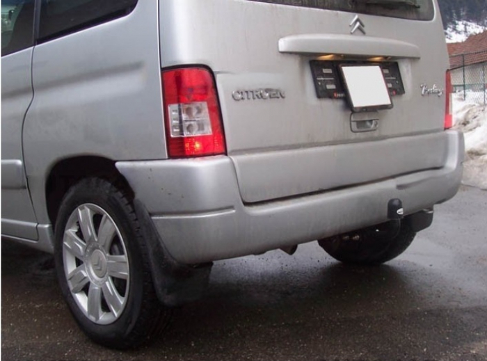 Carlig remorcare Citroen Berlingo dupa 1997 marca Autohak [5]