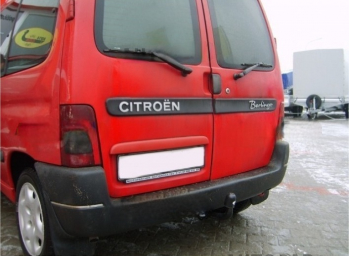 Carlig remorcare Citroen Berlingo dupa 1997 marca Autohak [6]
