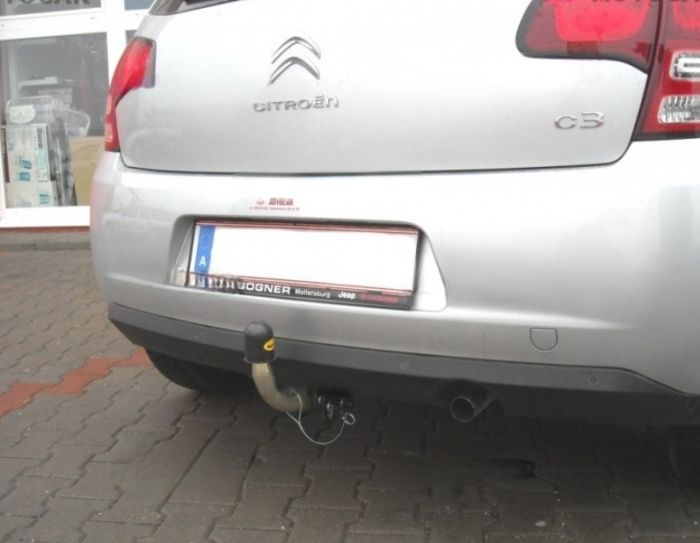 Carlig remorcare Citroen C3 dupa 2009 demontabil automat cu maneta marca Autohak [6]