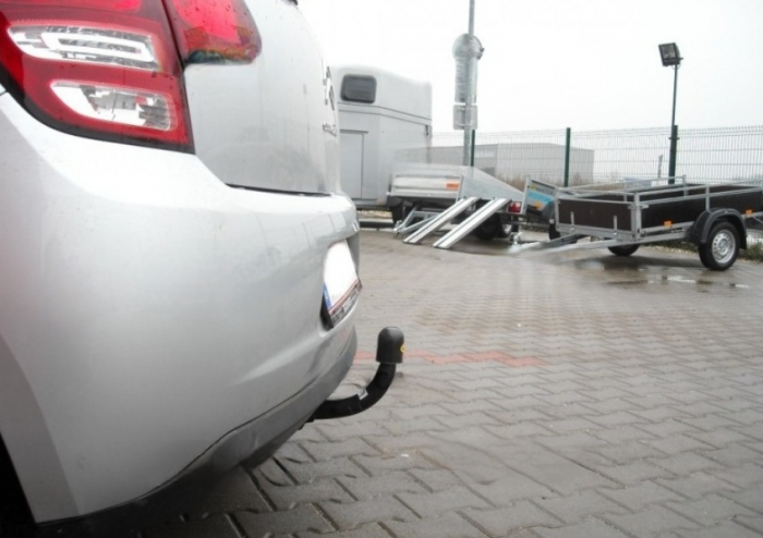 Carlig remorcare Citroen C3 dupa 2009 marca Autohak [2]