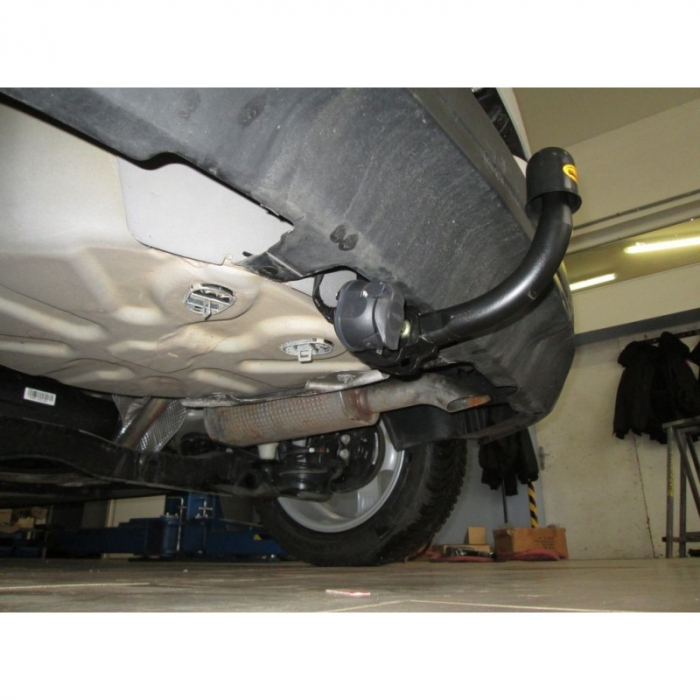 Carlig remorcare Citroen C4 Cactus dupa 2014 marca Autohak [5]