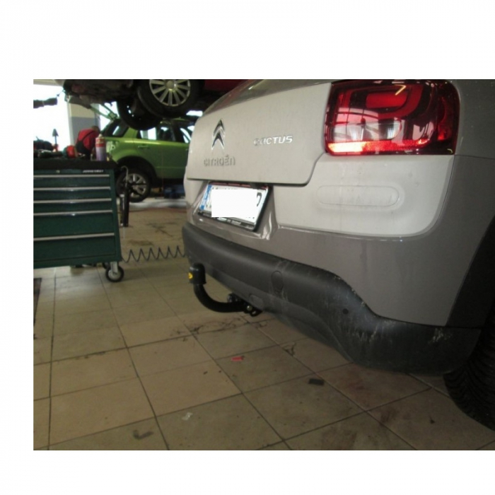 Carlig remorcare Citroen C4 Cactus dupa 2014 marca Autohak [3]