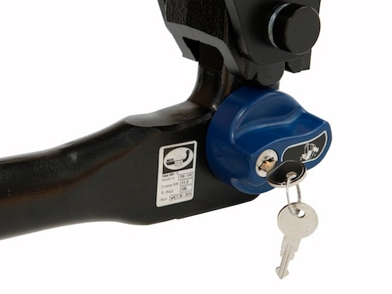 Carlig remorcare Land Rover Range Rover 2013 - 2021 vertical cu cheie marca Autohak [3]