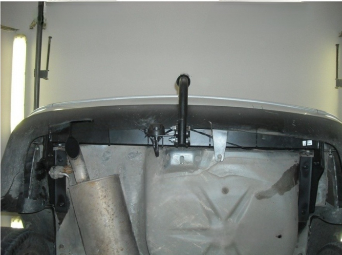 Carlig remorcare Citroen C5 4/5 usi 2000-2004 marca Autohak [3]
