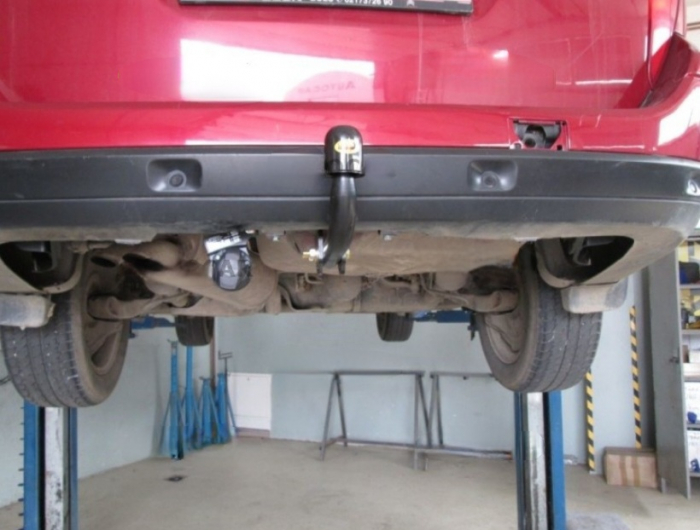 Carlig remorcare Citroen C5 combi 2 2005-2008 marca Autohak [6]