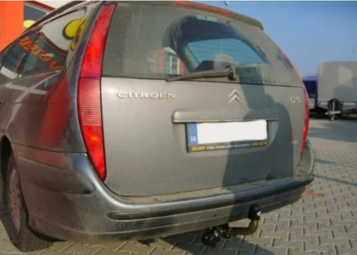 Carlig remorcare Citroen C5 combi 2000 - 2004 demontabil automat cu maneta marca Autohak [3]