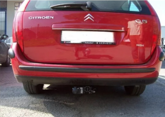 Carlig remorcare Citroen C5 combi 2000 - 2004 demontabil automat cu maneta marca Autohak [4]