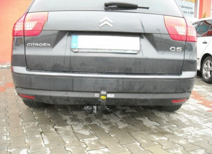 Carlig remorcare Citroen C5 combi dupa 2008 demontabil automat cu maneta marca Autohak [5]
