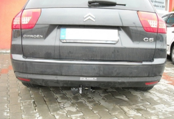 Carlig remorcare Citroen C5 combi dupa 2008 demontabil automat cu maneta marca Autohak [6]