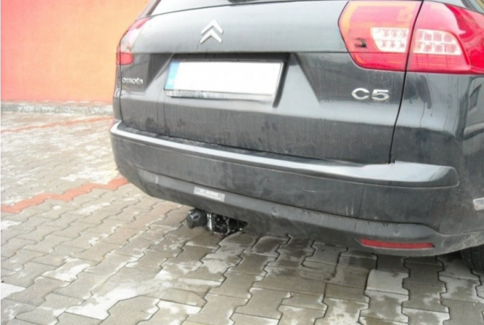 Carlig remorcare Citroen C5 combi dupa 2008 demontabil automat cu maneta marca Autohak [9]