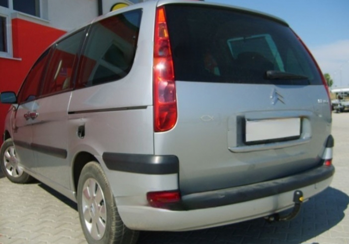 Carlig remorcare Citroen C8 dupa 2002 marca Autohak [3]