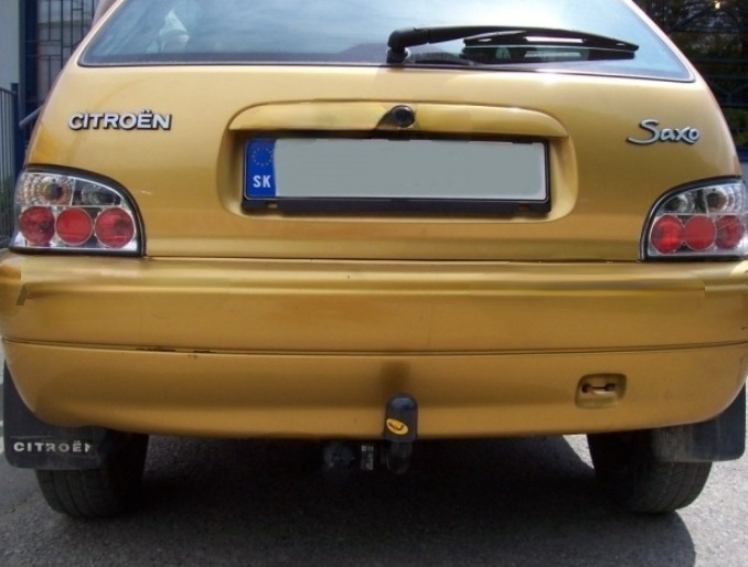 Carlig remorcare Citroen Saxo dupa 1996 marca Autohak [2]