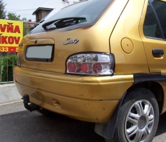 Carlig remorcare Citroen Saxo dupa 1996 marca Autohak [3]