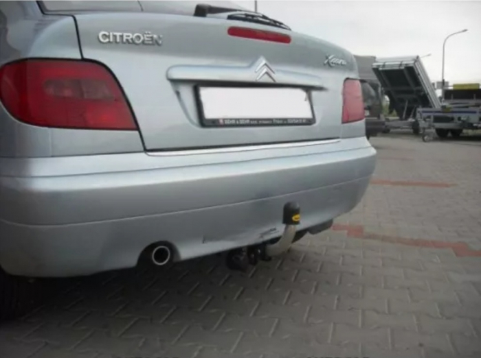 Carlig remorcare Citroen Xsara 3/5 usi 1997 - 2004 demontabil automat cu maneta marca Autohak [2]