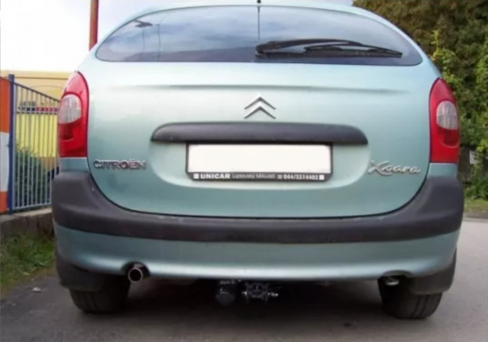 Carlig remorcare Citroen Xsara Picasso 1999 - 2007 demontabil automat cu maneta marca Autohak [5]
