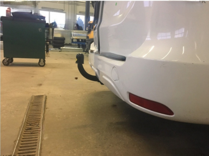 Carlig remorcare Dacia Dokker dupa 2012 marca Autohak [6]