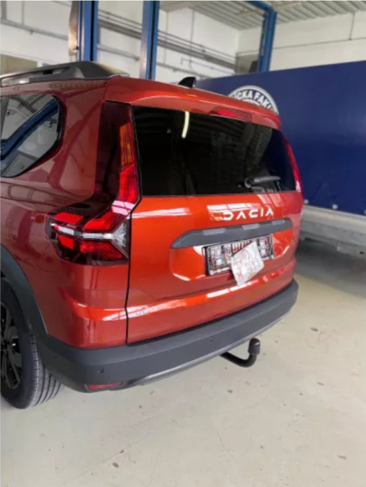 Carlig remorcare Dacia Jogger dupa 2021 marca Autohak [5]