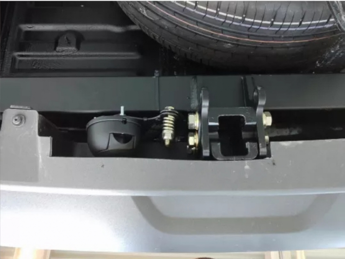 Carlig remorcare Dacia Jogger dupa 2022 vertical cu cheie marca Autohak [8]
