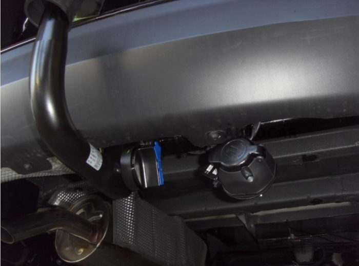 Carlig remorcare Dacia Lodgy dupa 2012 demontabil automat vertical marca Autohak [6]