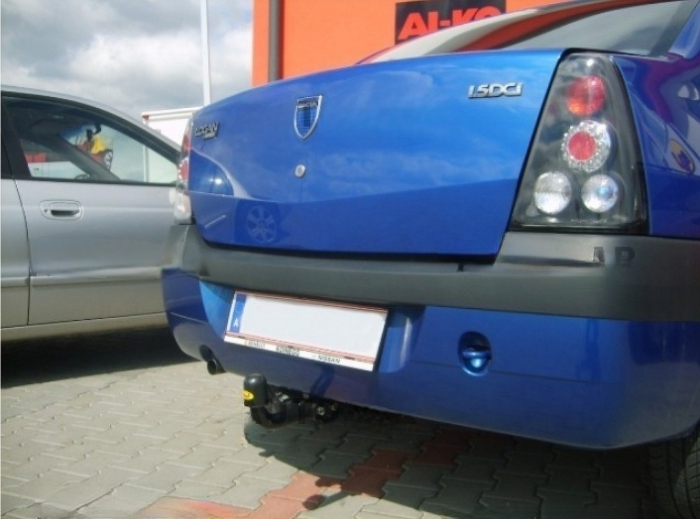 Carlig remorcare Dacia Logan dupa 2004 marca Autohak [2]