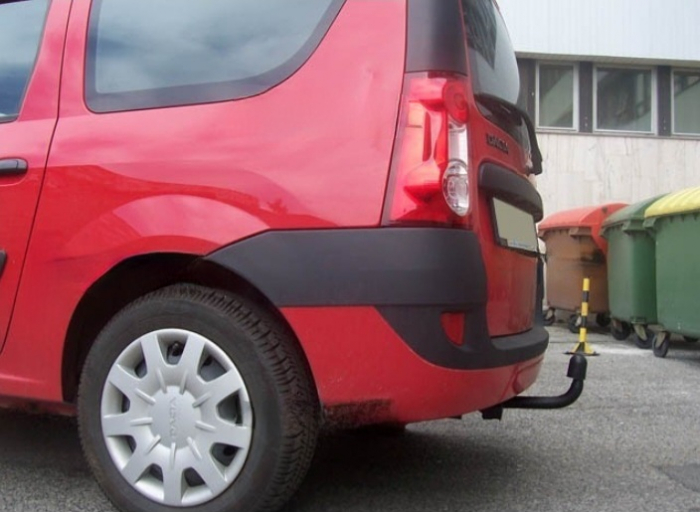 Carlig remorcare Dacia MCV dupa 2007 marca Autohak [3]