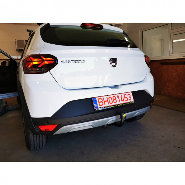 Carlig remorcare Dacia Sandero / Sandero Stepway dupa 2020 marca Autohak [2]