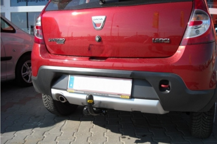 Carlig remorcare Dacia Sandero Stepway 2009 - 2012 marca Autohak [6]