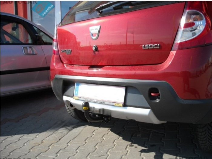 Carlig remorcare Dacia Sandero Stepway 2009 - 2012 marca Autohak [2]