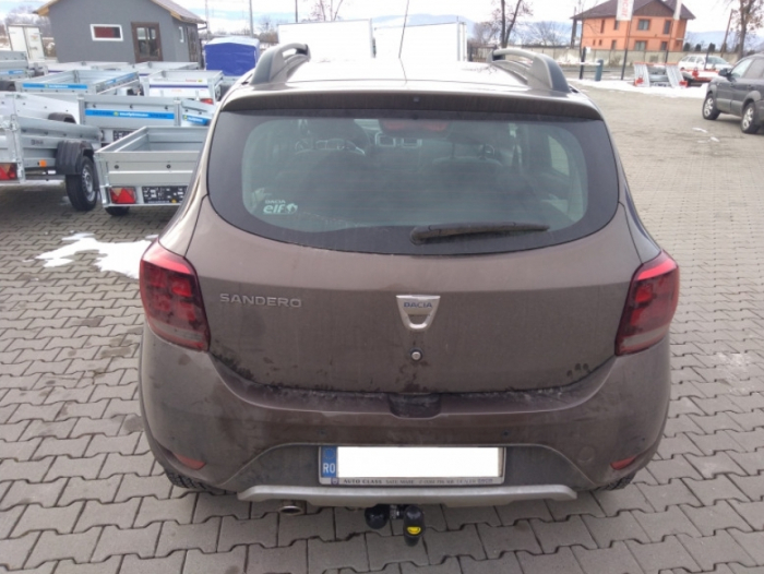 Carlig remorcare Dacia Sandero Stepway 2013 - 2020 marca Autohak [2]