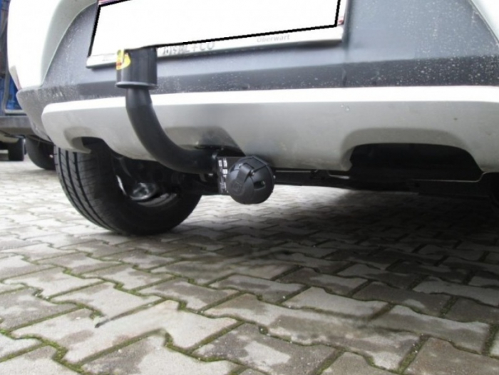 Carlig remorcare Dacia Sandero Stepway 2013 - 2020 marca Autohak [10]